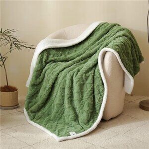 Soft Sherpa Fleece Throw Blanket Plush Cozy Warm Reversible Couch Bed Green 30x4